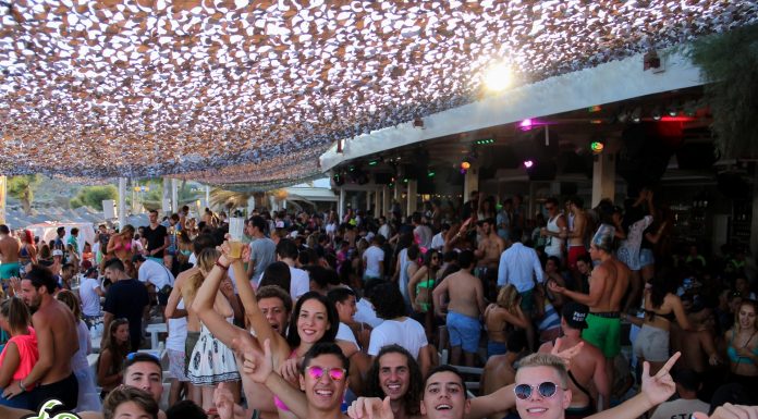 Tropicana Club Review, Mykonos – Nightclub Review