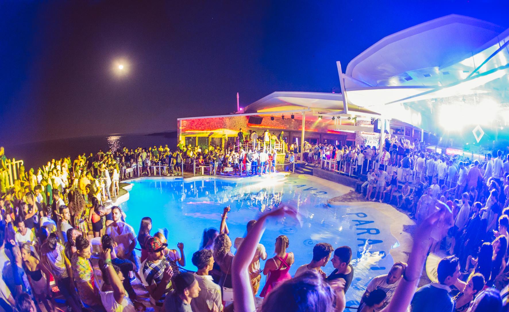 The Best Greek Islands To Visit Based On Nightlife