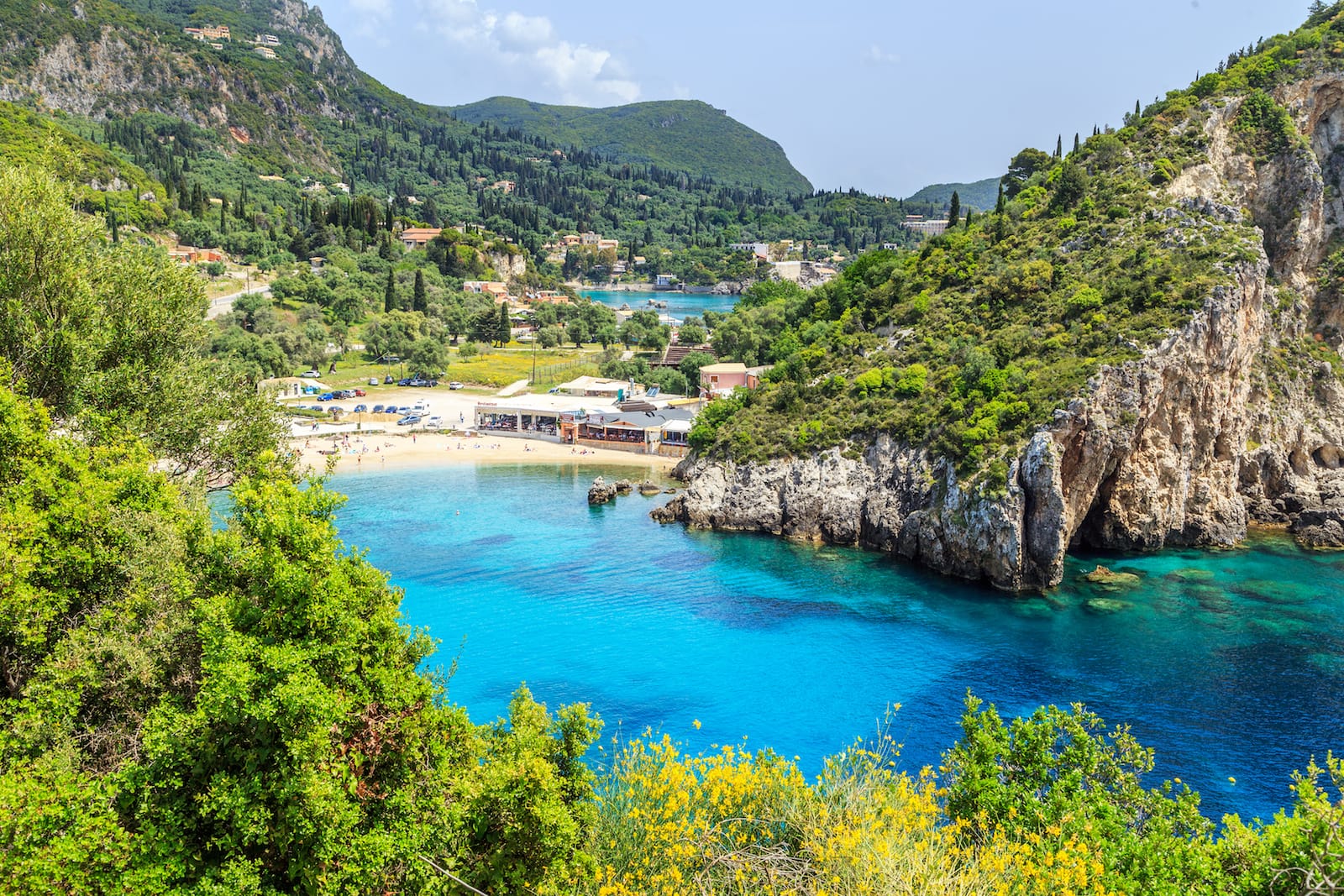 the-best-greek-islands-to-visit-based-on-amount-of-attractions