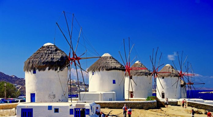 The Best Greek Islands to Visit Based On Culture