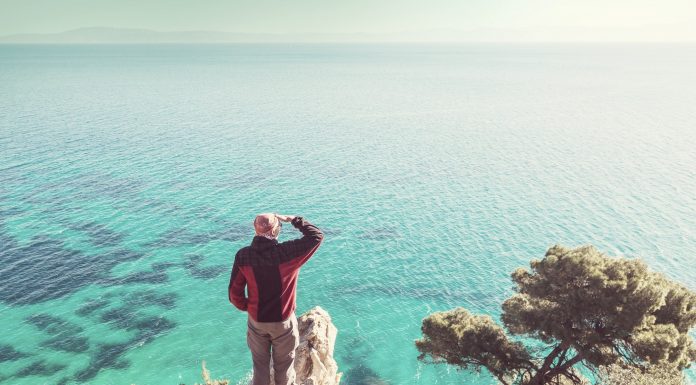 4 Travel Tips You Need to Know Before Visiting Greece