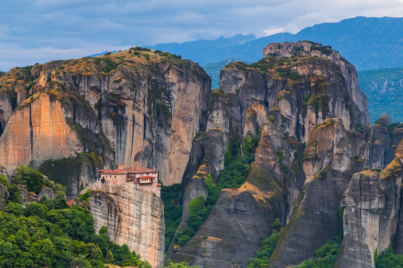 meteora-greece